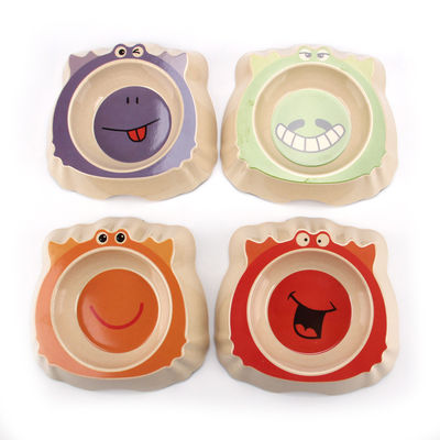 Dobrej jakości plastikowa miska do karmienia psów i kotów